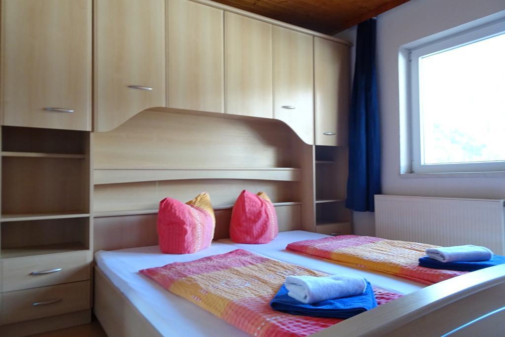Apartamento Haus Bergblick Prägraten Exterior foto